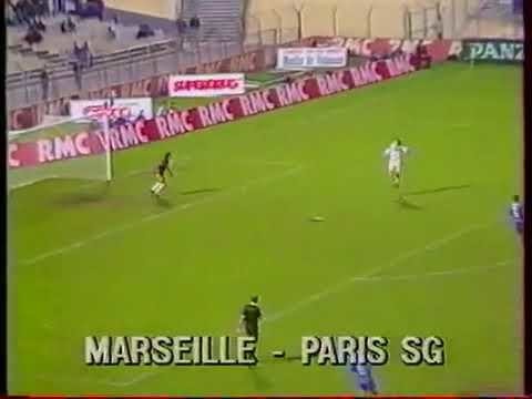 Le 27 octobre 1989 au Vélodrome, quel gardien parisien est victime d'un but spectaculaire de Chris Waddle ?