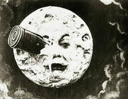 Qui a réalisé "le voyage dans la lune" en 1902 ?