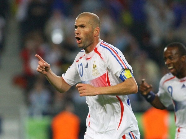 Lors du Mondial de 2006, quelle équipe les français n'ont-ils pas affronté des 8èmes à la finale ?