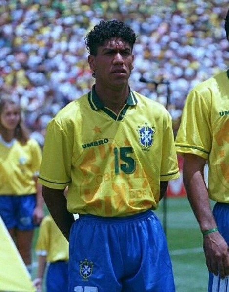 Marcio Santos est le seul brésilien à manquer son tir au but.