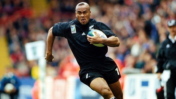Légende absolue des All Blacks et du Rugby mondial qui nous a quitté bien trop tôt, c'est ?