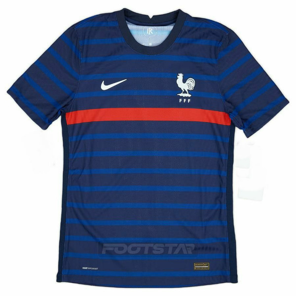 Logiquement, combien d'étoile ce maillot doit-il porter ?