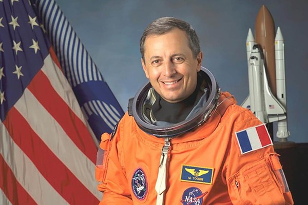 Troisième spationaute Français, ce pilote d'essai a été le chef de la division des astronautes européens, puis chef du Centre des astronautes de l'Agence spatiale européenne.