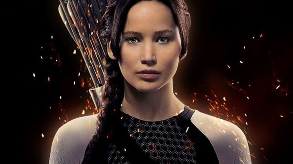 Au départ de ses premiers Hunger Games, que réussit à prendre Katniss à la corne d'abondance ?