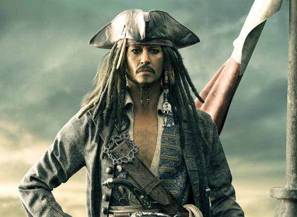Quel est le nom du personnage joué par Johnny Depp dans la saga "Pirates des Caraïbes" ?