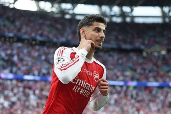 Il est l'auteur du but des Gunners, il s'agit de...