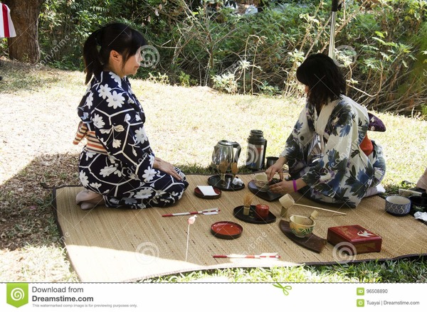Au Japon, Le Sado est la cérémonie de préparation de quelle boisson ?
