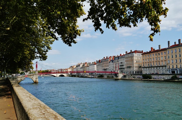 Quel est le principal affluent du Rhône ?
