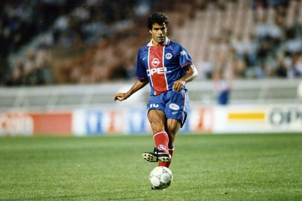Où Raí évoluait-il avant de rejoindre le PSG en 1993 ?