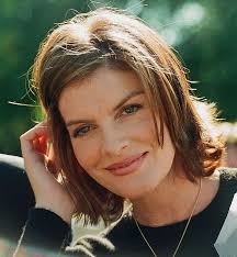 On l'a vu dans "L'arme fatale 3 & 4", "Alerte", "Dans la ligne de mire", "La rançon" ou "Showtime" elle s'est ensuite retirée du cinéma pour s'occuper de sa fille et traiter sa bipolarité ?
