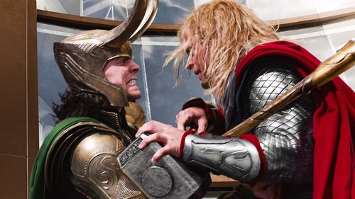 Où Thor emmène-t-il Loki à la fin du film ?