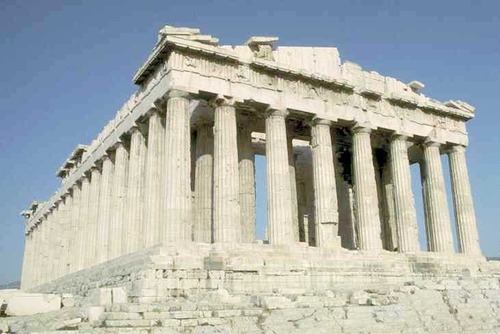 La colline sacrée d'Athènes est...