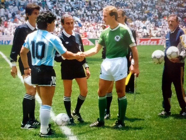L' Argentine et la RFA se retrouvent en finale, quel joueur va ouvrir le score ?