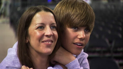 Comment s'appelle la mère de Justin Bieber ?