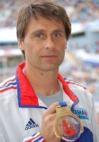 3x champion olympique et recordman du monde, le tchèque Jan Zelezny à obtenu ses titres dans quelle discipline ?