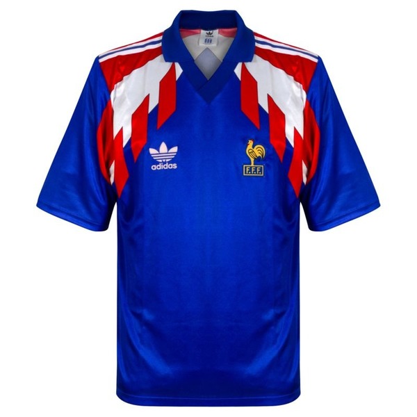A quelle occasion l'équipe de France aurait-elle pu porter ce maillot ?