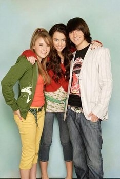 Qui était ses meilleurs amis dans Hannah Montana ?
