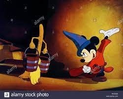 Dans quel Disney apparait Mickey ?