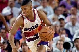 Ancien meneur des Phoenix Suns en NBA début des années 90 complice de Charles Barkley ?