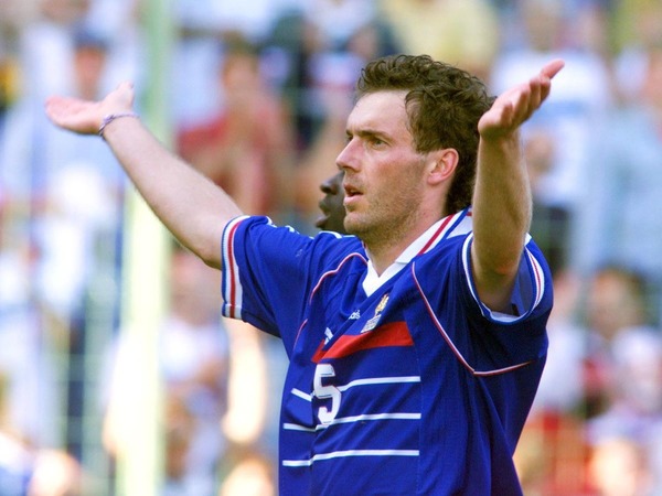 Il dispute le Mondial de 1998 en France. Contre quelle équipe inscrit-il un But en Or en 8e de finale ?