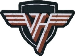 Formé en 1972, ce groupe devint "familial" en 2007 ayant 2 frères et le fils de l'un d'eux comme menbres à part entière