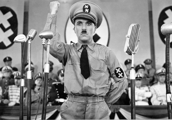 En 1940, Chaplin sort .....