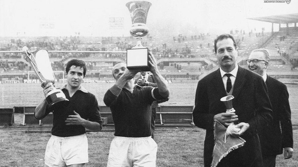 En 1964, les romains remportent leur première Coupe d'Italie, qui était leur adversaire en finale ?