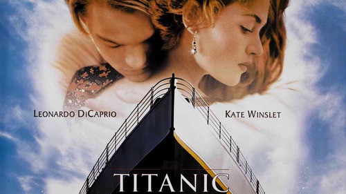 Qui a réalisé le film "Titanic" ?