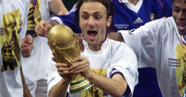 Il participe à la finale victorieuse de ce même Mondial. Quel joueur français a-t-il remplacé dans ce match ?