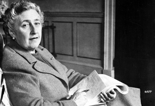 Quel surnom donne-t-on à Agatha Christie ?