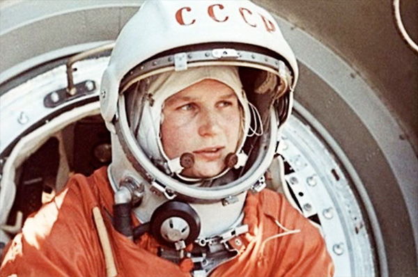 Valentina Terechkova est la première femme à aller dans l’espace. C’était en…