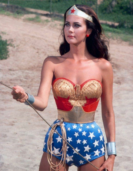 Qui est cette inoubliable interprète de Wonder Woman ?
