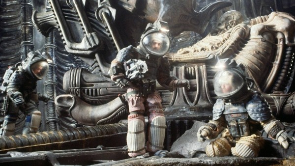 Qui a réalisé le film de science-fiction "Alien, le huitième passager" ?
