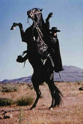 Quel est le nom du célèbre cheval de Zorro ?