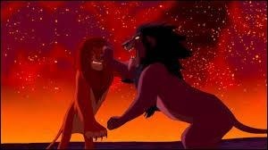 Quelle révélation Scar lui fait-il lors de leur affrontement sur la Terre des Lions ?