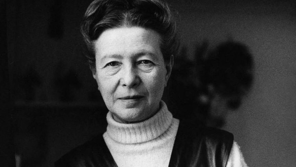 Quel essai doit-on à la romancière Simone de Beauvoir ?