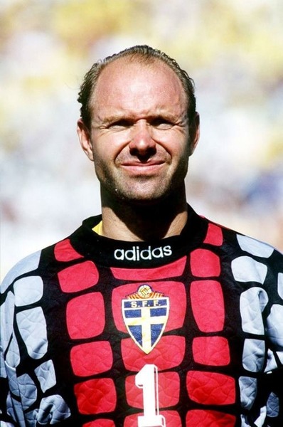 Thomas Ravelli est le joueur le plus capé de toute l'histoire de l'équipe de Suède.