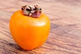 Le kaki est un fruit d'automne.