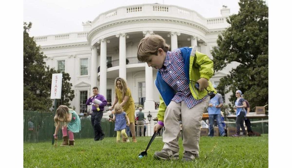 Le lundi de Pâques, le président américain organise une chasse aux œufs géante dans le jardin de la Maison Blanche.