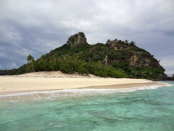 Quelle île a été choisie pour une partie du tournage de "Seul au monde" ?