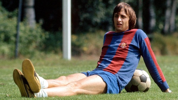 Johan Cruyff a remporté une LDC (C1) lorsqu'il jouait pour le FC Barcelone.