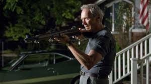Comment s'appelle le vétéran de la guerre de Corée, raciste et irascible, interprété par Clint Eastwood dans "Gran Torino" (2008) ?