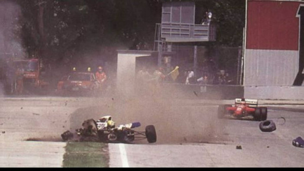 Le 1er mai 1994, quel célèbre pilote de Formule 1 perd la vie au volant de sa voiture ?