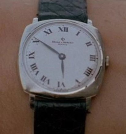 Dans le film "Le Samouraï" de 1967, Alain Delon porte cette splendide montre.