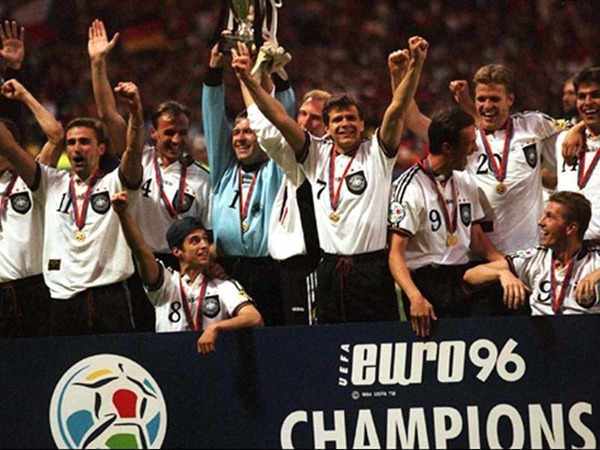 Quelle équipe les allemands ont-ils battu en finale de l'Euro 96 ?