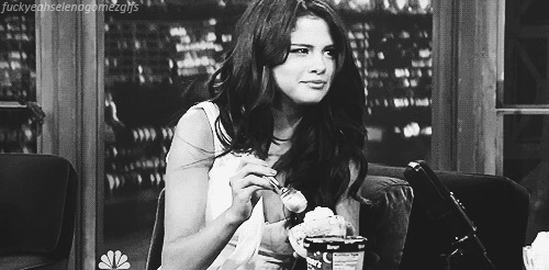 Selena'nın en yakın arkadaşı kimdir?