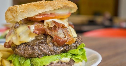Vrai ou faux : 75% des restaurants français proposent des burgers.