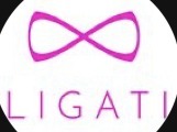 Enfin, Jenifer a annoncé récemment le lancement de sa marque « Ligati » en collaboration avec « Exsud », qu’elle nous dévoilera en Septembre 2020. Cette marque, est une marque de...