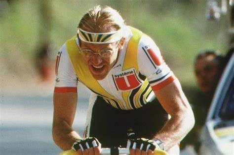 Il remporta deux tour de France en 1983 et 1984.