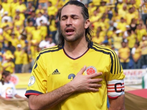 Ancien capitaine de la Colombie, le défenseur rugueux ?